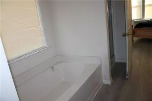 3803 Yorkshire Ct, Conyers, GA 30013 - Photo 9