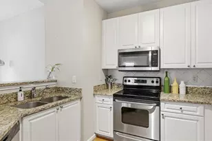 10 Perimeter Summit Blvd NE, Atlanta, GA 30319 - Photo 13