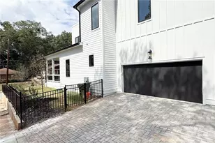 109 Flora Ave NE, Atlanta, GA 30307 - Photo 37