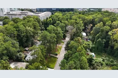 3612 N Stratford Road NE, Atlanta, GA 30342 - Photo 13