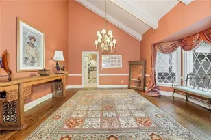 180 Valley Cove, Sandy Springs, GA 30350 - Photo 9