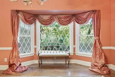 180 Valley Cove, Sandy Springs, GA 30350 - Photo 11