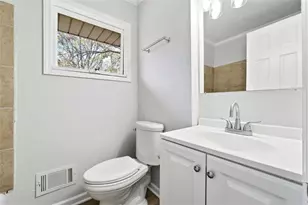 4909 Woodhurst Way, Stone Mountain, GA 30088 - Photo 19