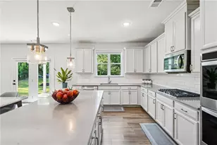 2424 Pinnae Pl, Buford, GA 30519 - Photo 15