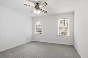 889 Lakeview Rd, Grayson, GA 30017 - Photo 19