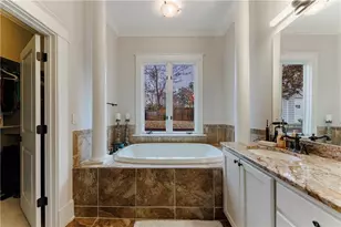 654 Cresthill Ave NE, Atlanta, GA 30306 - Photo 35