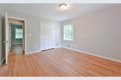 4377 Vintage Lane, Dunwoody, GA 30338 - Photo 31