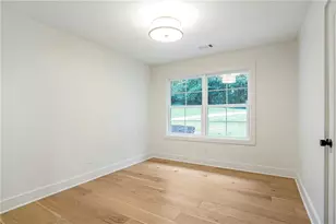 4955 Powers Ferry Rd, Sandy Springs, GA 30327 - Photo 35