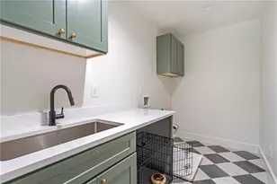 4955 Powers Ferry Rd, Sandy Springs, GA 30327 - Photo 23