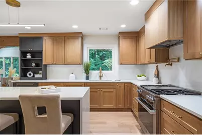 4955 Powers Ferry Road, Sandy Springs, GA 30327 - Photo 5