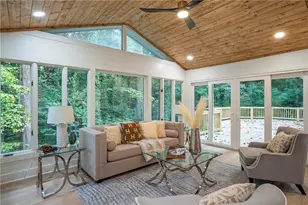 4955 Powers Ferry Rd, Sandy Springs, GA 30327 - Photo 13