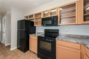 6560 Wellington Chase Ct, Lithonia, GA 30058 - Photo 9