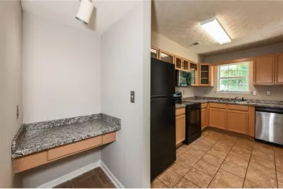 6560 Wellington Chase Court, Lithonia, GA 30058 - Photo 7