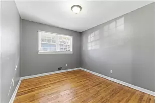 1961 Valley Ridge Dr SW, Atlanta, GA 30331 - Photo 11