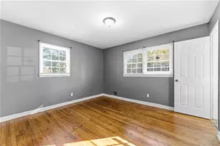 1961 Valley Ridge Dr SW, Atlanta, GA 30331 - Photo 15