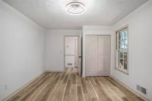 608 Pamela Ct, Lawrenceville, GA 30044 - Photo 11