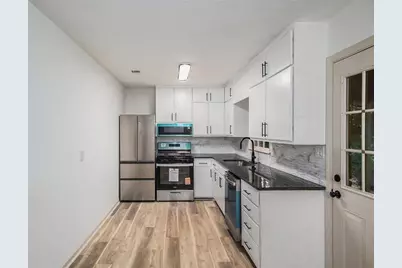 608 Pamela Court, Lawrenceville, GA 30044 - Photo 7