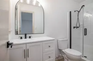 608 Pamela Ct, Lawrenceville, GA 30044 - Photo 15