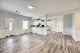 3772 Sunbridge Dr, Snellville, GA 30039 - Photo 11