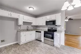 1094 Plantation Ct, Villa Rica, GA 30180 - Photo 11