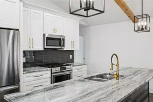 2212 Cloverdale Dr SE, Atlanta, GA 30316 - Photo 9