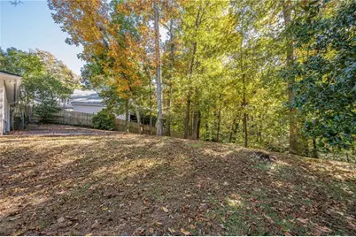 6640 Williamson Drive, Atlanta, GA 30328 - Photo 11