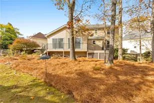 2581 Oak Village Pl NE, Marietta, GA 30062 - Photo 49