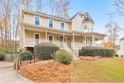 2581 Oak Village Place NE, Marietta, GA 30062 - Photo 11