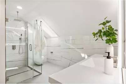 14440 Cogburn Road, Alpharetta, GA 30004 - Photo 5