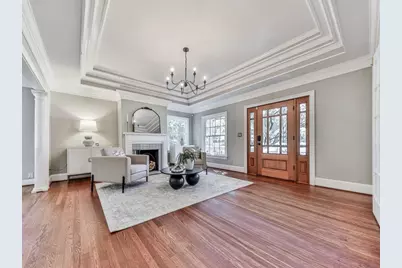 646 Darlington Circle NE, Atlanta, GA 30305 - Photo 3