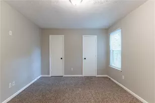 2654 Laurel View Dr, Snellville, GA 30039 - Photo 17