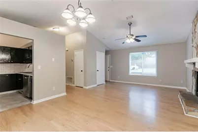 2654 Laurel View Drive, Snellville, GA 30039 - Photo 13