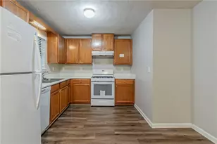 2045 Scarbrough Dr, Stone Mountain, GA 30088 - Photo 11