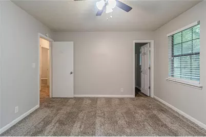 2045 Scarbrough Drive, Stone Mountain, GA 30088 - Photo 21