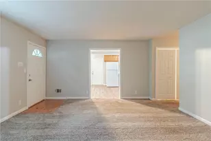 2045 Scarbrough Dr, Stone Mountain, GA 30088 - Photo 9