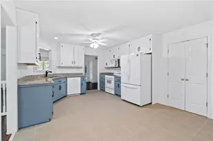 204 Red Fox Ct, Canton, GA 30114 - Photo 13