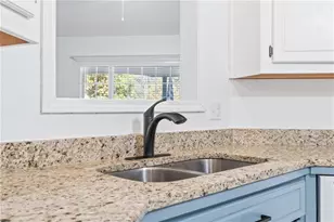 204 Red Fox Ct, Canton, GA 30114 - Photo 17