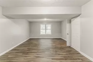 2218 Lowtrail Ct, Lithonia, GA 30058 - Photo 23