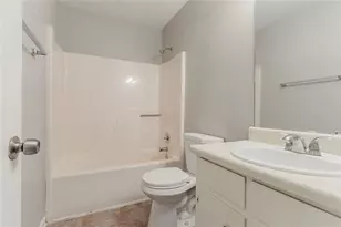 2218 Lowtrail Ct, Lithonia, GA 30058 - Photo 21