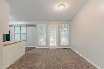 2218 Lowtrail Court, Lithonia, GA 30058 - Photo 13