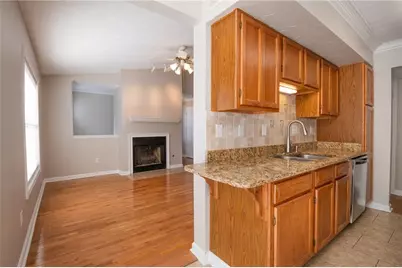 816 Glenleaf Drive, Peachtree Corners, GA 30092 - Photo 9