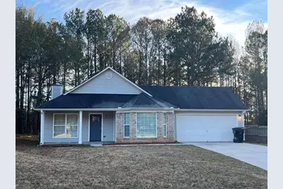 17 Carey Court, Grantville, GA 30220 - Photo 1