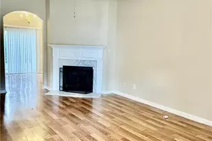 658 Kenridge Dr, Suwanee, GA 30024 - Photo 3