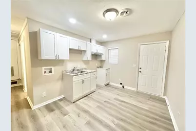 6450 Raymond Drive, Union City, GA 30291 - Photo 11