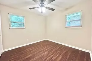 6450 Raymond Dr, Union City, GA 30291 - Photo 5