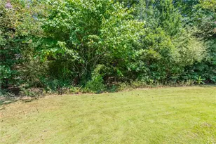 818 Pond View Ct, Sugar Hill, GA 30518 - Photo 21