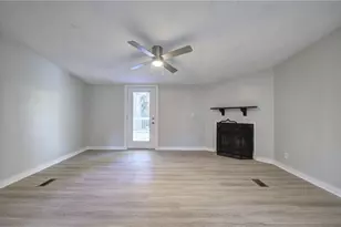 137 Wendy Hill Road SE, Calhoun, GA 30701 - Photo 9