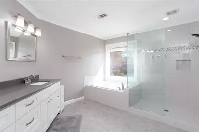 11925 Stradford Wood, Roswell, GA 30076 - Photo 19