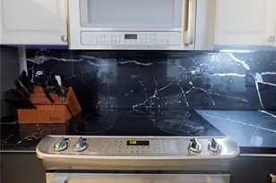 3475 Oak Valley Rd NE, Atlanta, GA 30326 - Photo 5