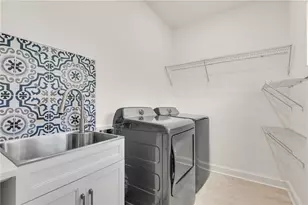 1318 Bluefield Dr SW, Atlanta, GA 30310 - Photo 25